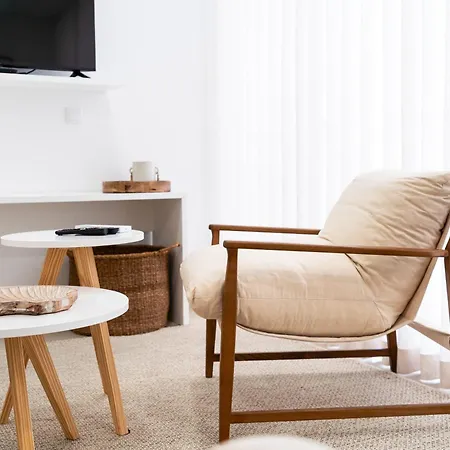 Big Waves Retreat - By Nest & Co Nazare
